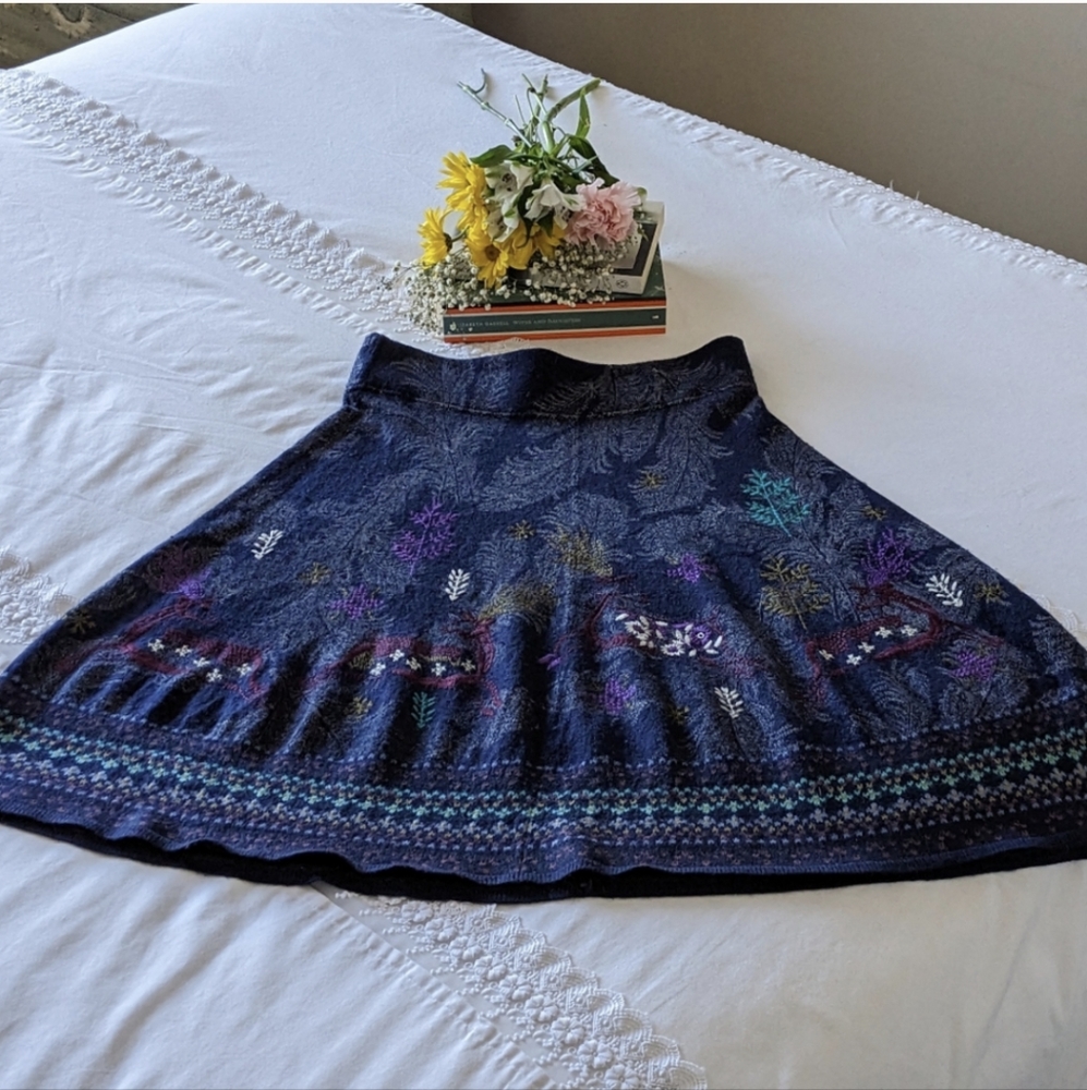 UK Brand White Stuff Knitted Skirt, Embroidery detailing, Blue, US Size 4